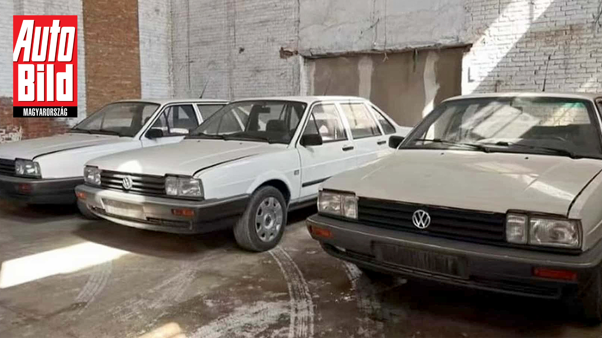 Csodás pajtaleletekre bukkantak: öt nullkilométeres, 10 éves VW Santana aludta Csipkerózsika álmát