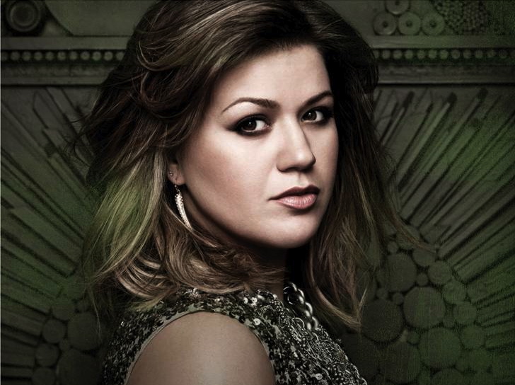 5. Kelly Clarkson –