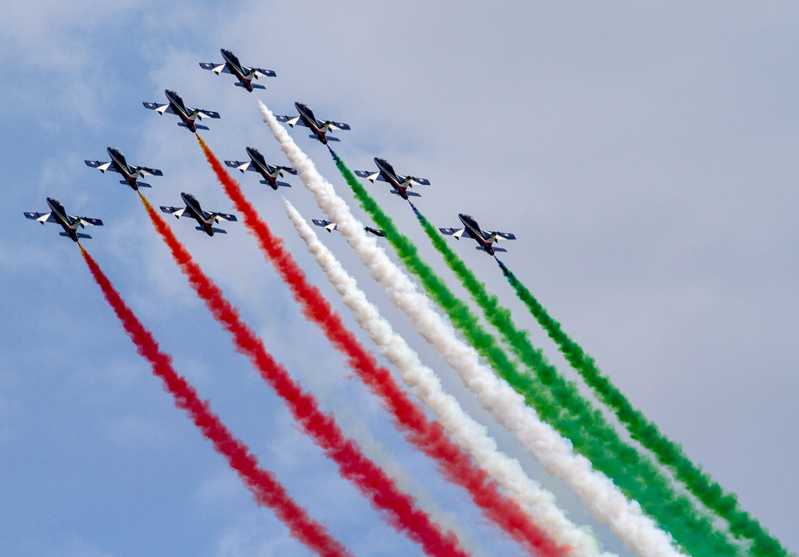 Pokaz zespołu akrobacyjnego Włoskich Sił Powietrznych - Frecce Tricolori