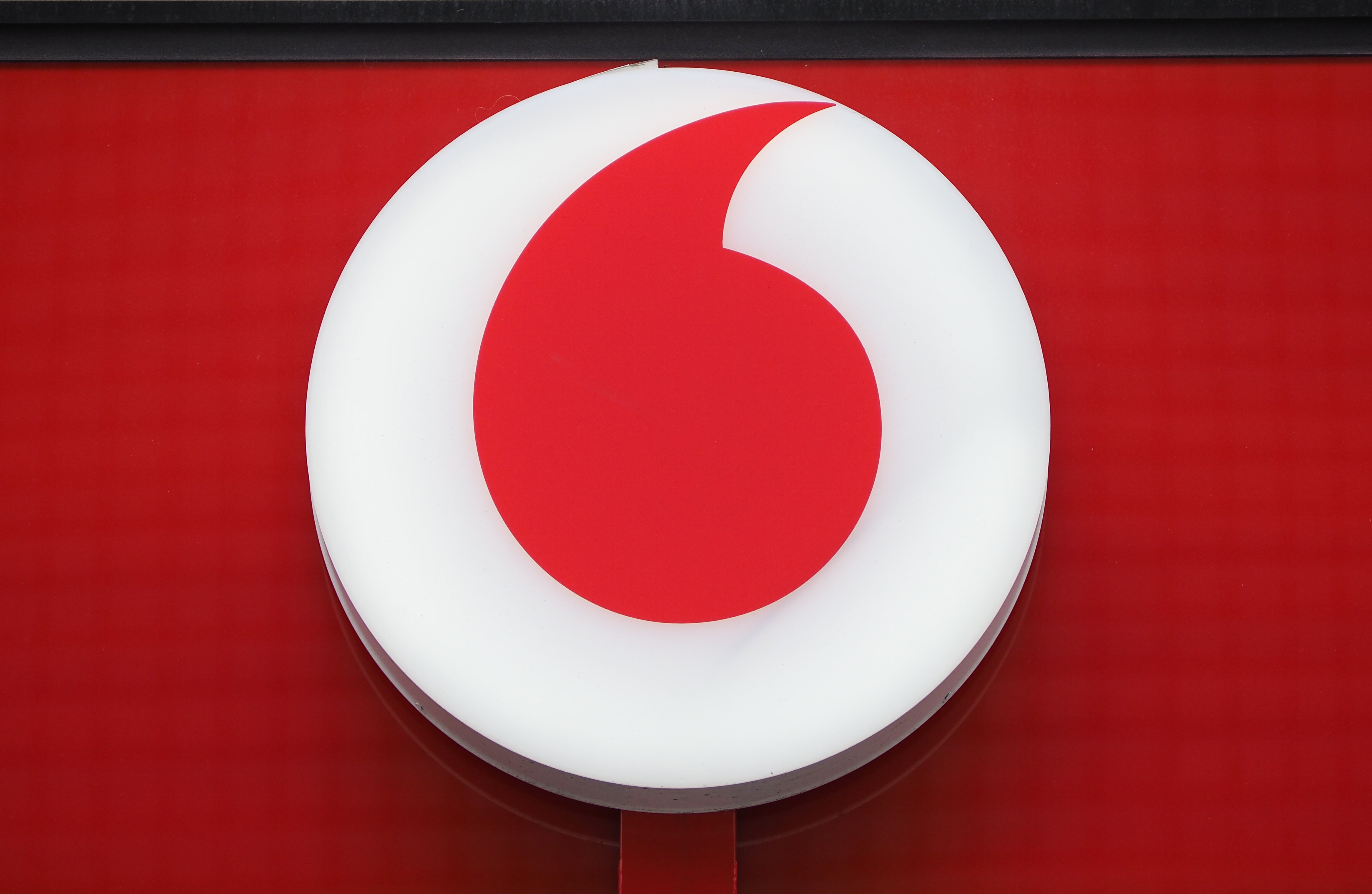 Durva drágulás jön a Vodafone-nál - Blikk