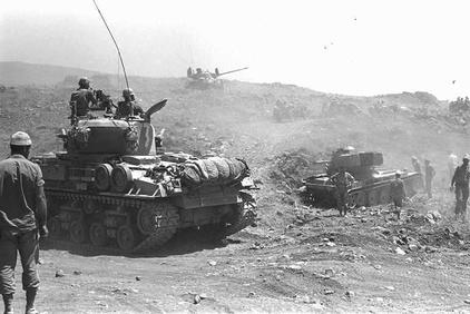 Na froncie syryjskim armia izraelska odniosła równie duży sukces. Gdy 10 czerwca 1967 ogłoszono rozejm, izraelskie czołgi były kilka godzin od Damaszku.