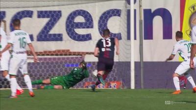 Pogoń - Lechia (1:1): Udana parada Kuciaka po strzale Delewa, Lechia utrzymała się w Ekstraklasie!