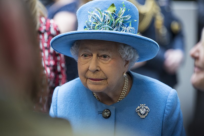 Inkognitóban hagyta el a Buckingham-palotát Erzsébet királynő: hihetetlen titok derült ki a néhai uralkodóról