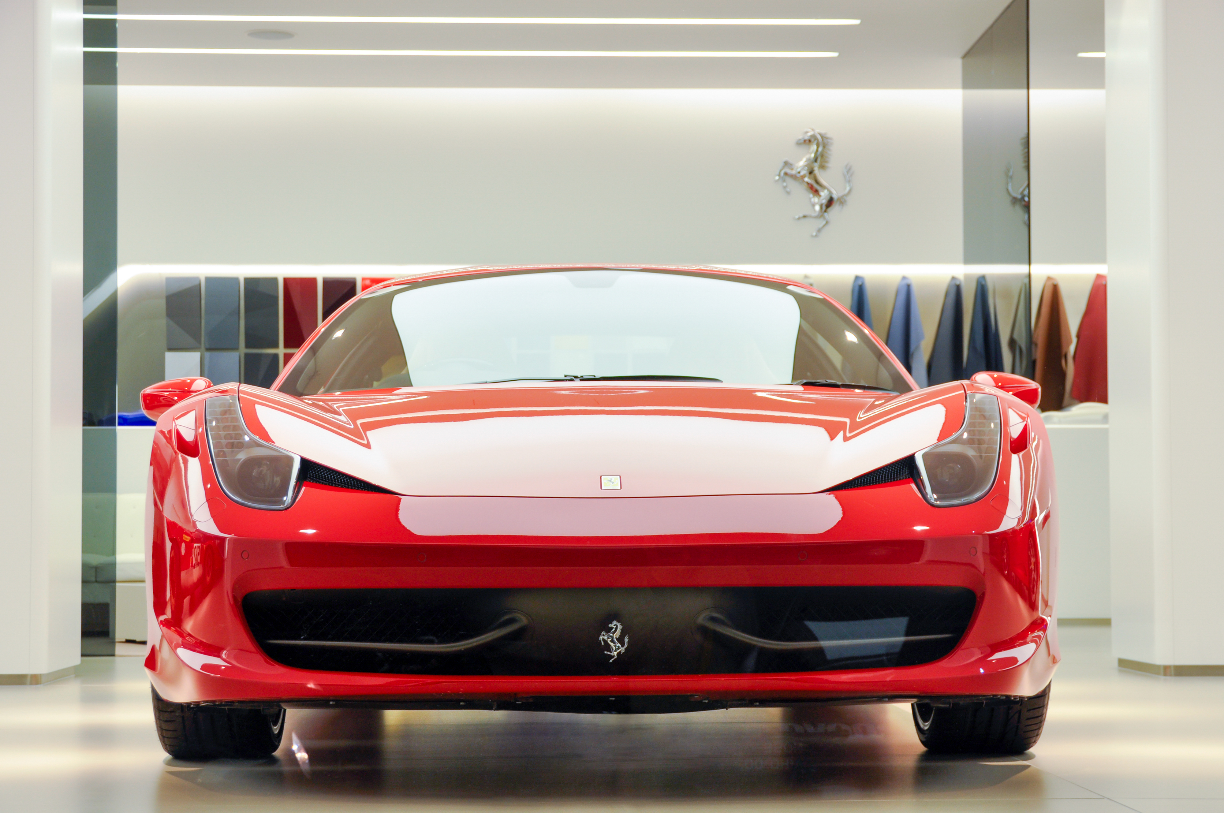 Egy magyarnak 14 Ferrarija van, de még így sem ő a hazai rekorder - Blikk