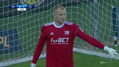Arka - Śląsk (0:1): Wrąbel godnym następcą Słowika! Świetna instynktowna obrona po strzale Jurada
