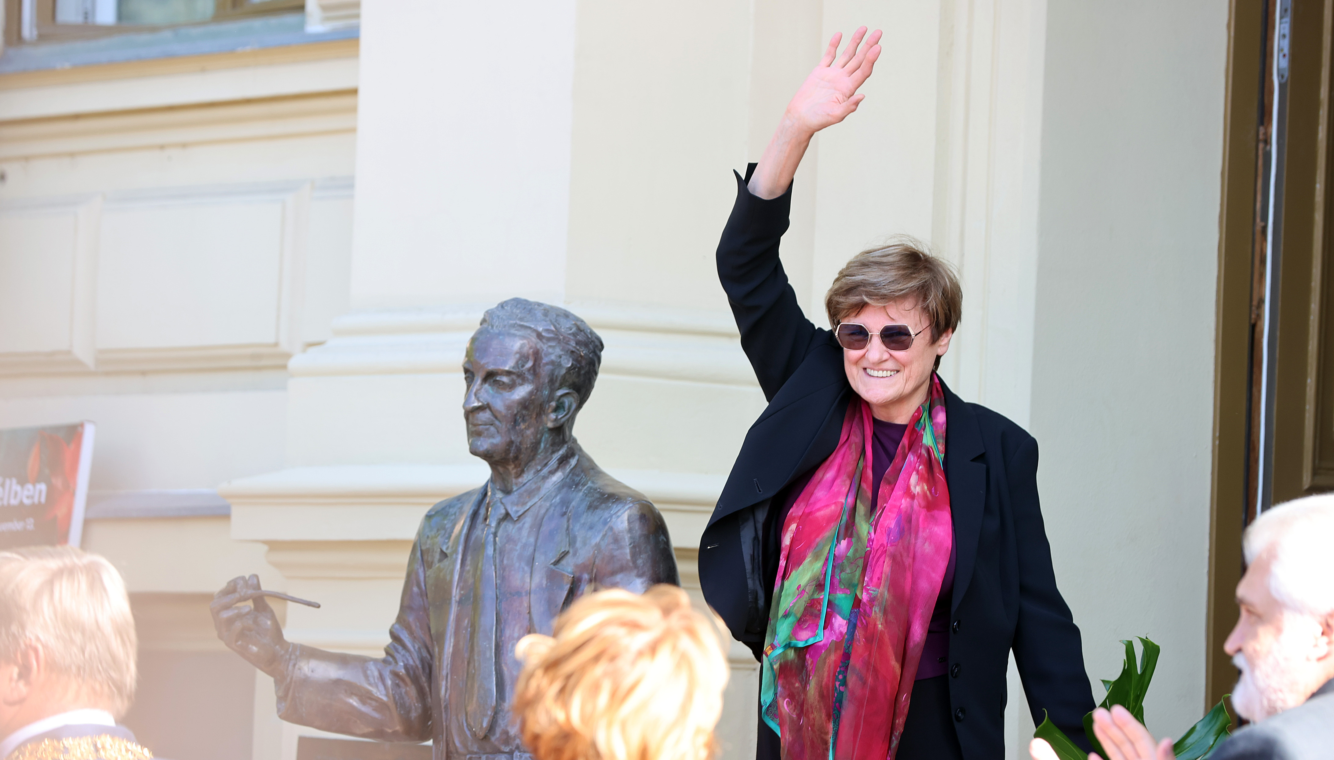 Világsztárként fogadták Karikó Katalint Szegeden - elcsukló hangon mondott beszédet a magyar Nobel-díjas - videó