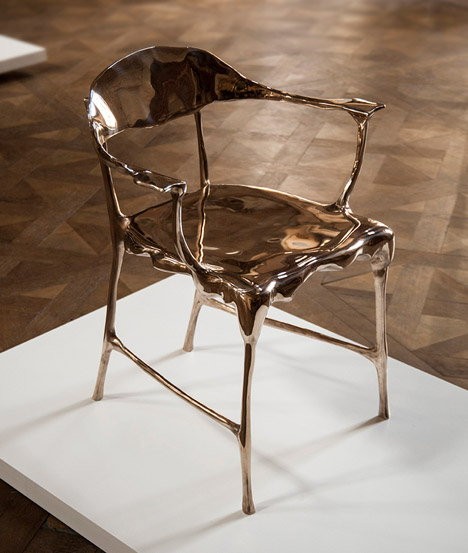 www.dezeen.com