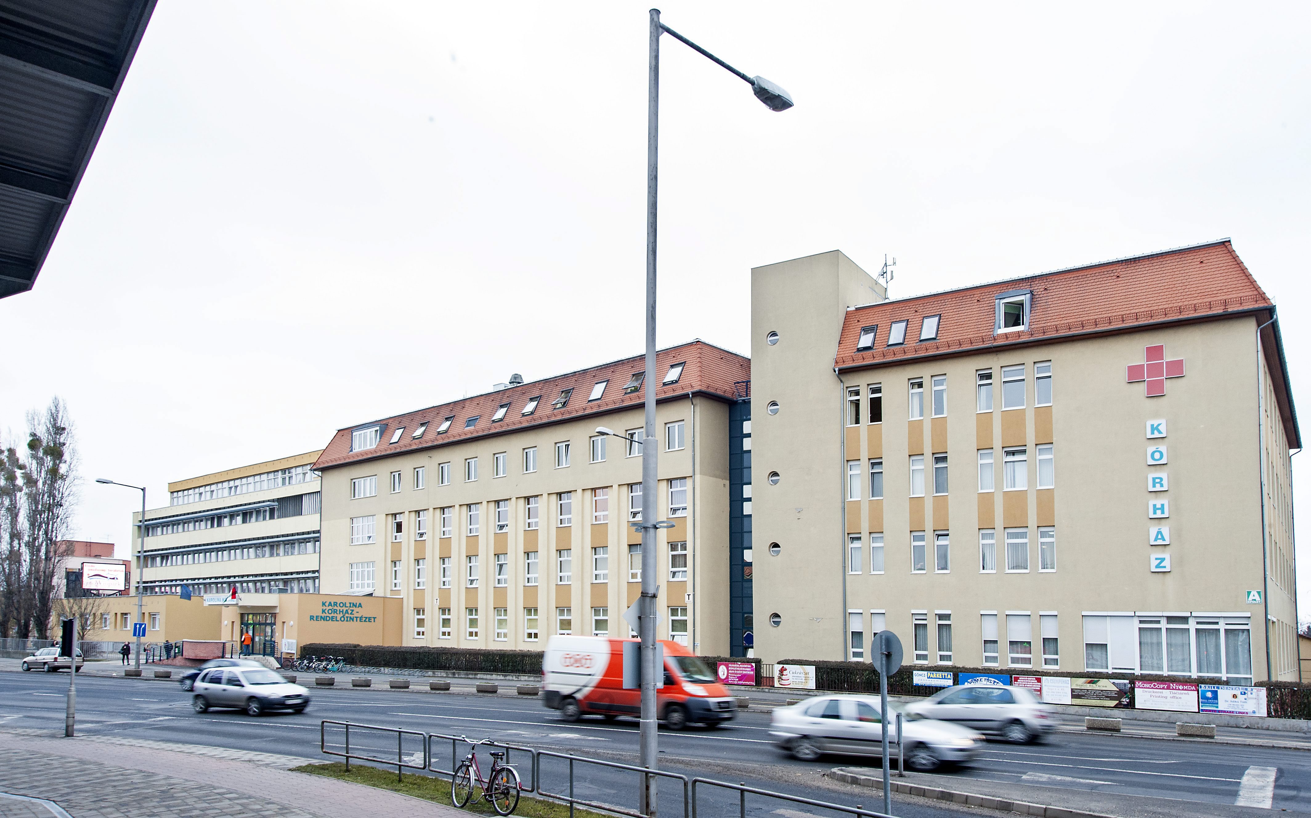 A mai naptól hétvégén nem, csak hétköznap lehet szülni a mosonmagyaróvári Karolina Kórházban