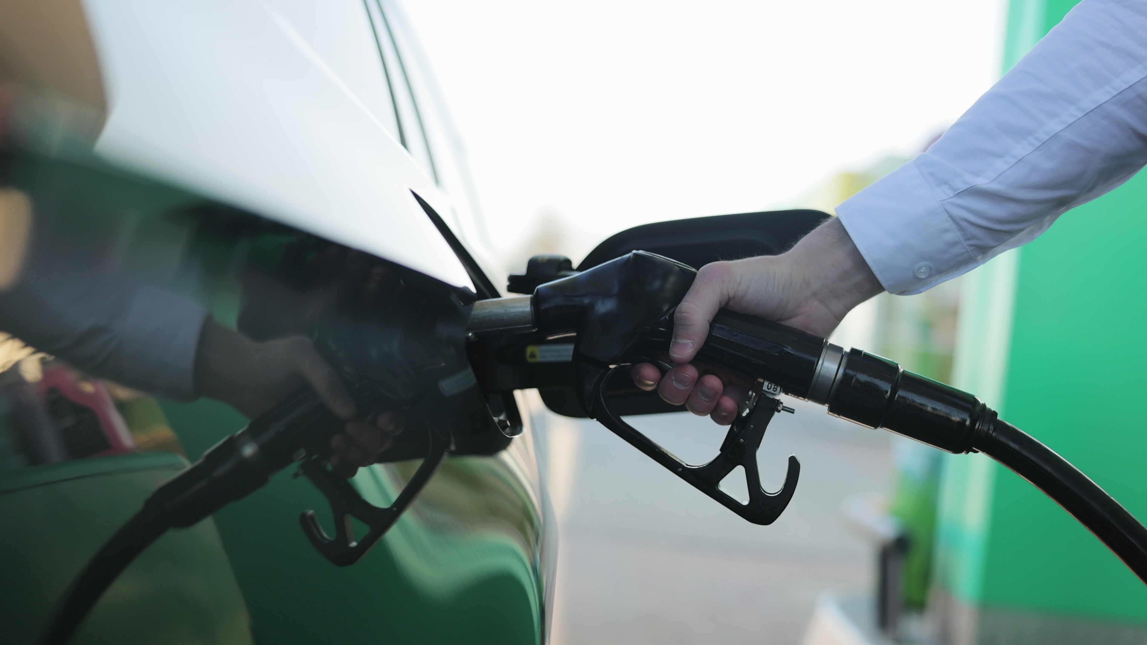 Ismét jelentősen drágul a benzin és gázolaj ára - Blikk
