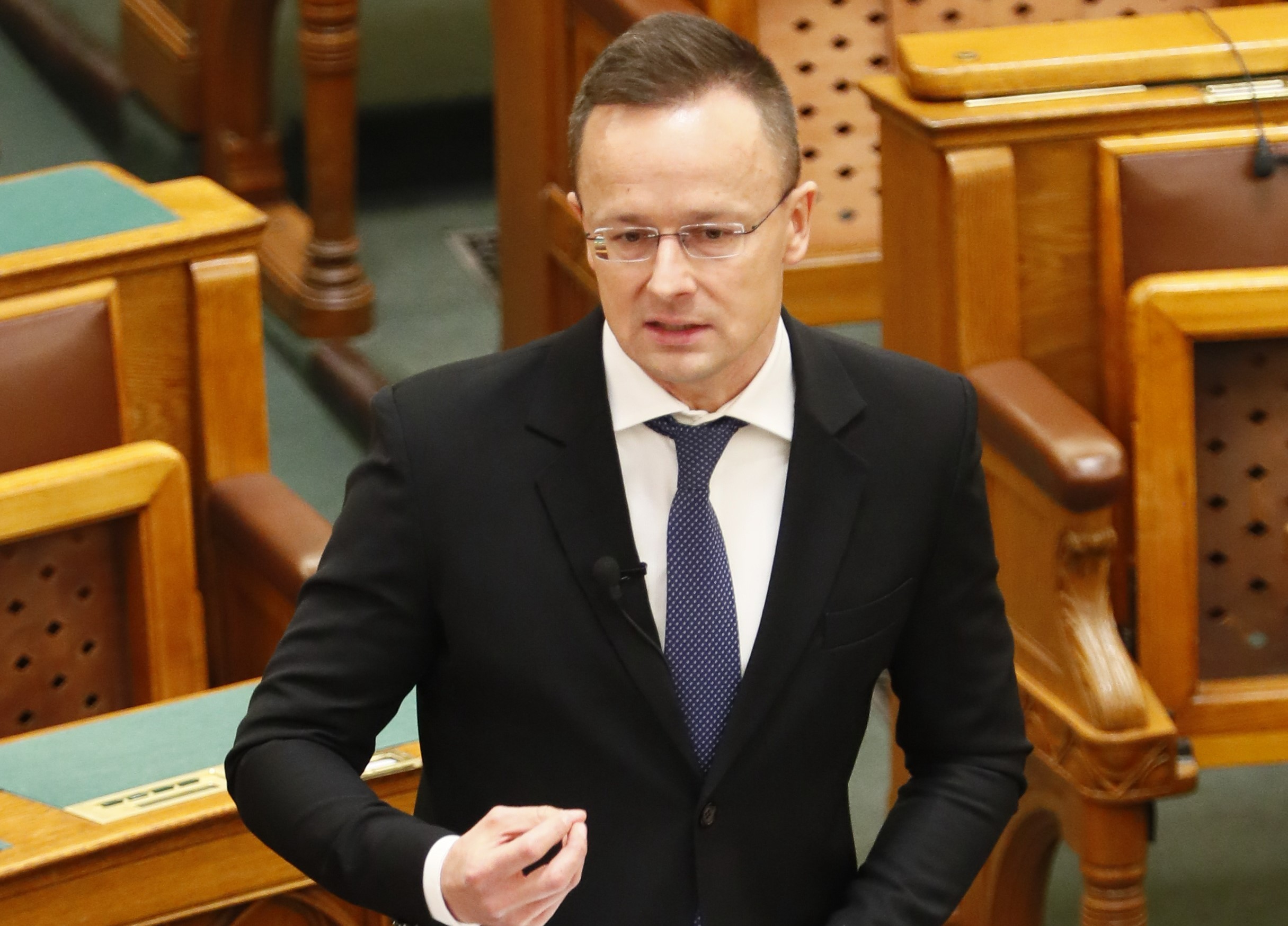 Szijjártó Péter üzent Zelenszkijnek: „Ezt szerencsére nem ő dönti el”