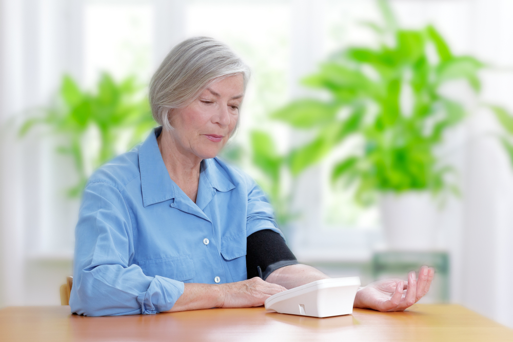 Erre figyeljen, mielőtt vérnyomásmérőt vásárol! | EgészségKalauz