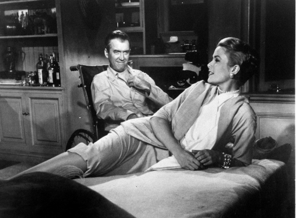 Grace Kelly i James Stewart w filmie