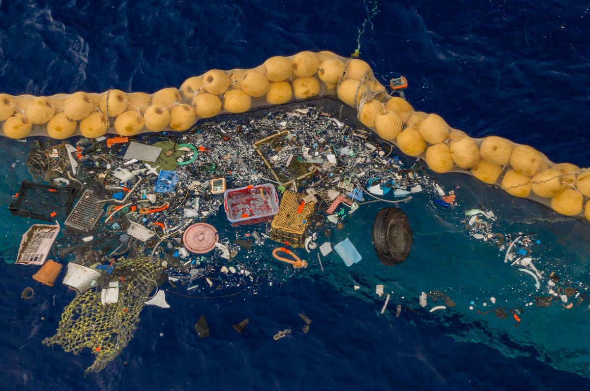 The Ocean Cleanup Wydobywa Plastik Z Wielkiej Pacyficznej Plamy Smieci