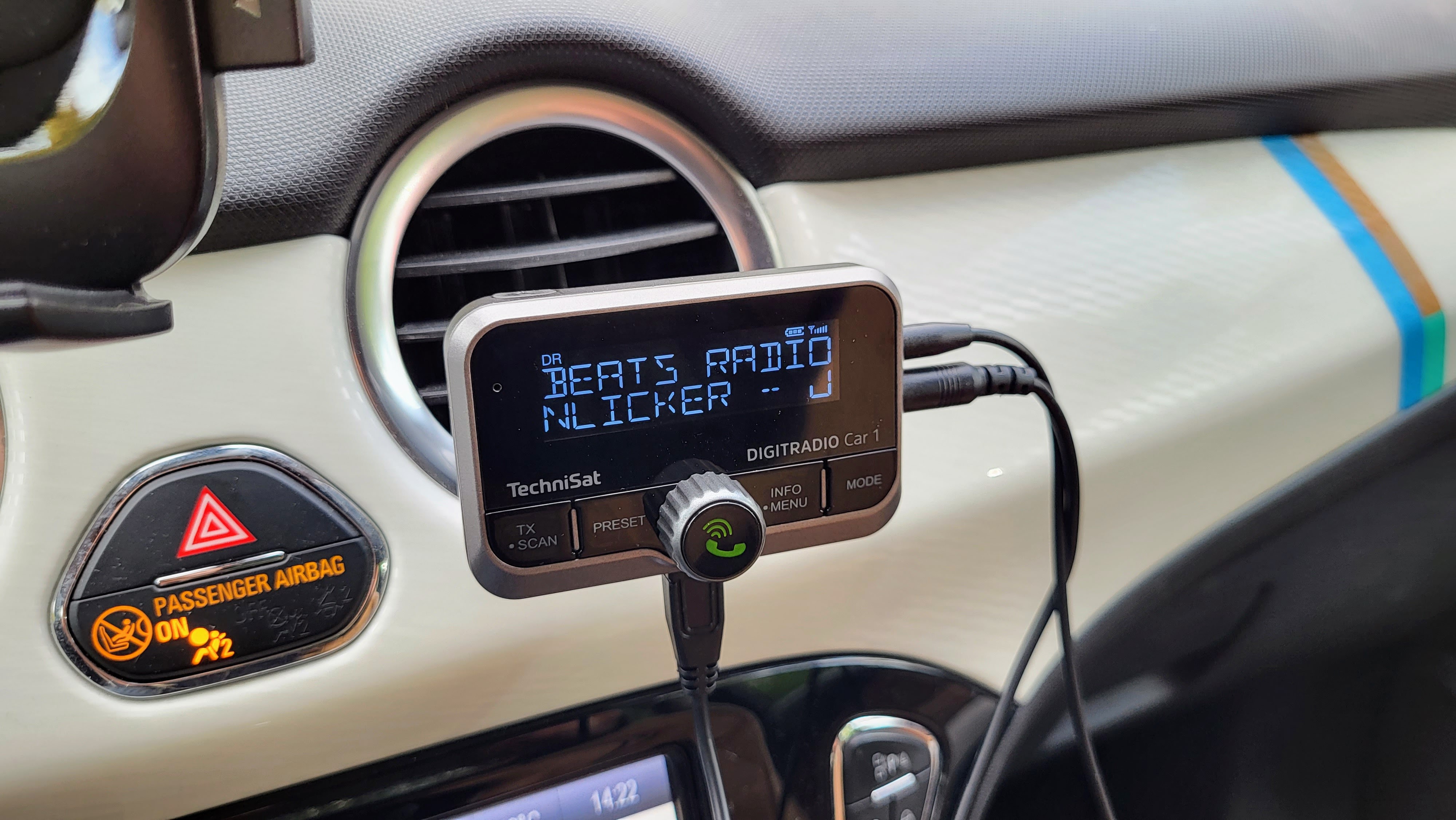 Technisat Digitradio Car 1 im Test: DAB+-Adapter mit Bluetooth
