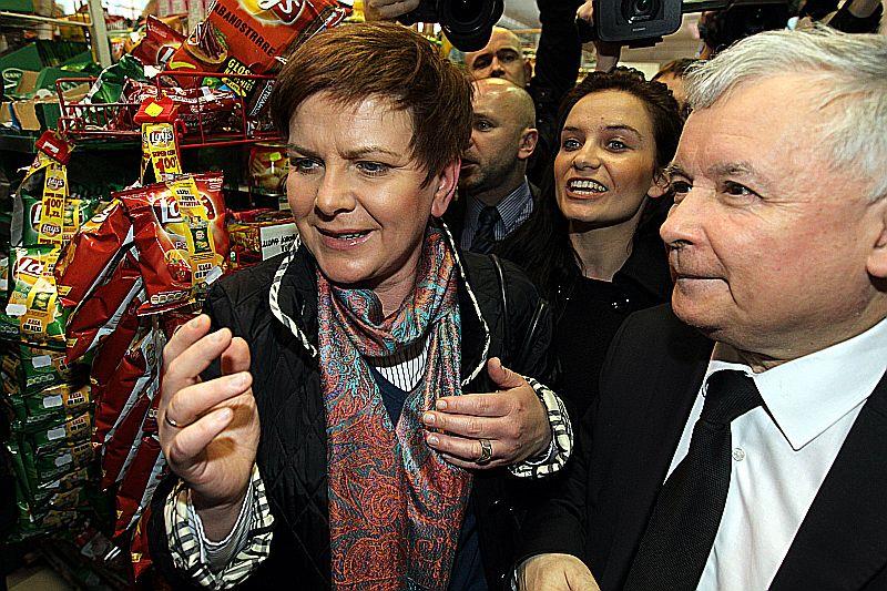 Kaczyński z Beatą na zakupach