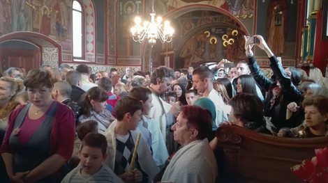 Krštenje je obavljeno u sklopu svete liturgije