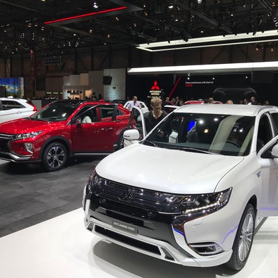 Genewa 2018: Mitsubishi jedzie z prądem
