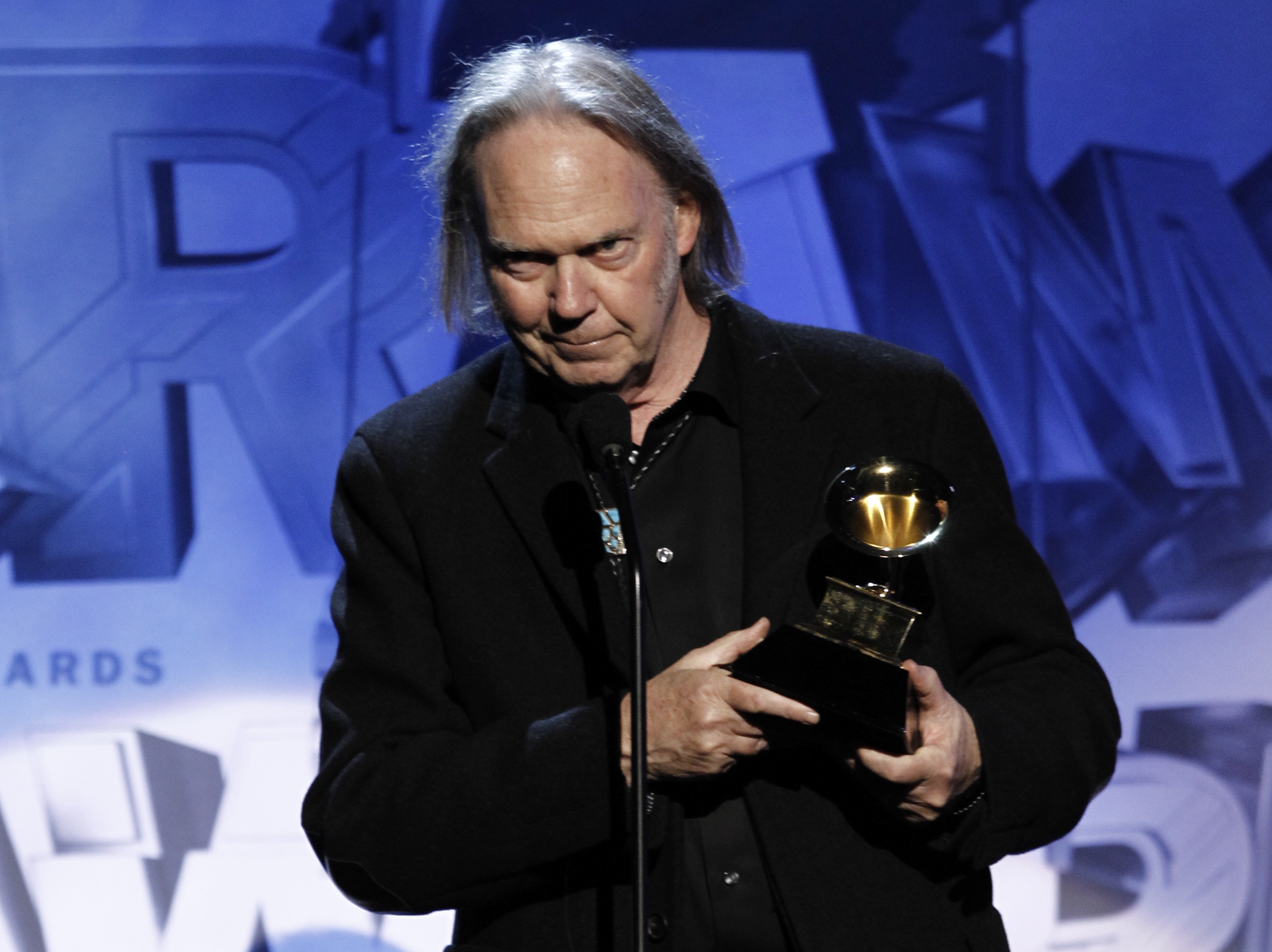 Neil Young otrzymał statuetkę w kategorii Najlepszy Utwór - Rock, za piosenkę