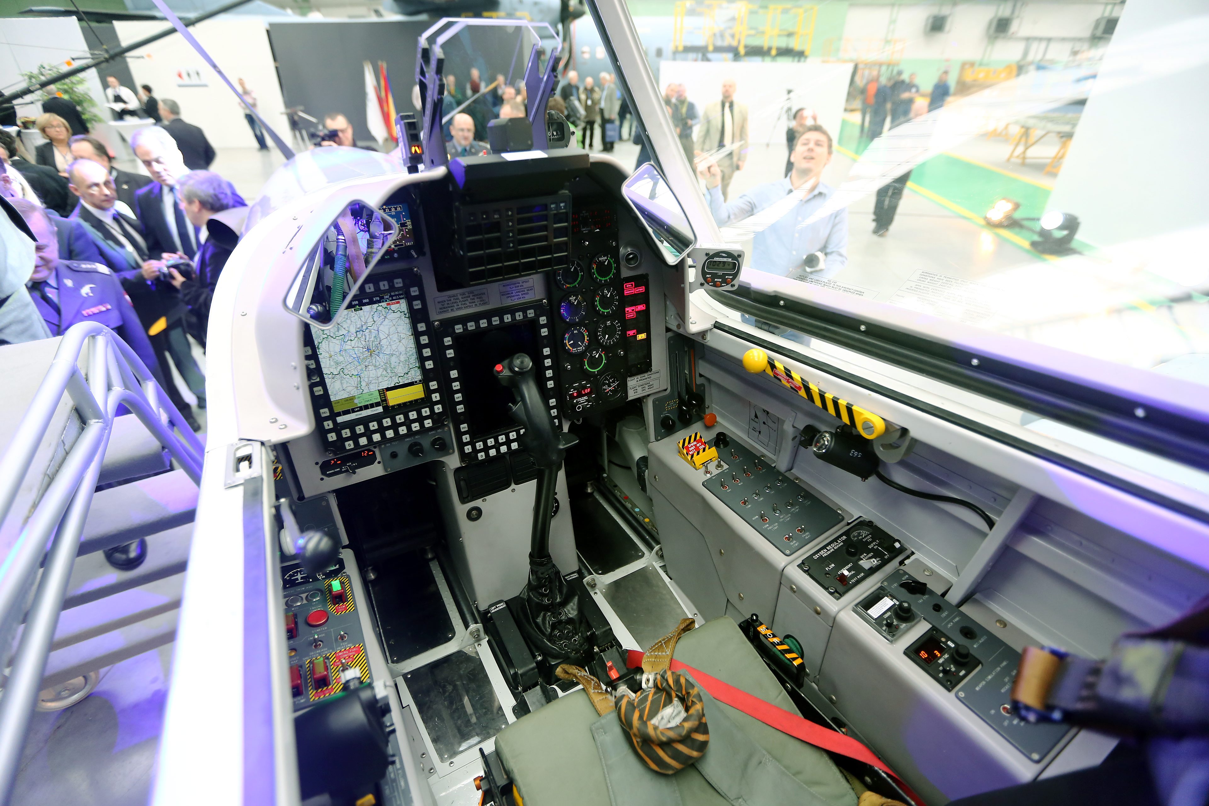 PZL-130 Orlik MPT