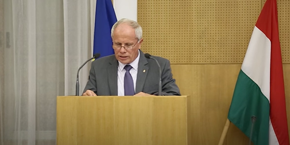 Meghalt Zsinka András