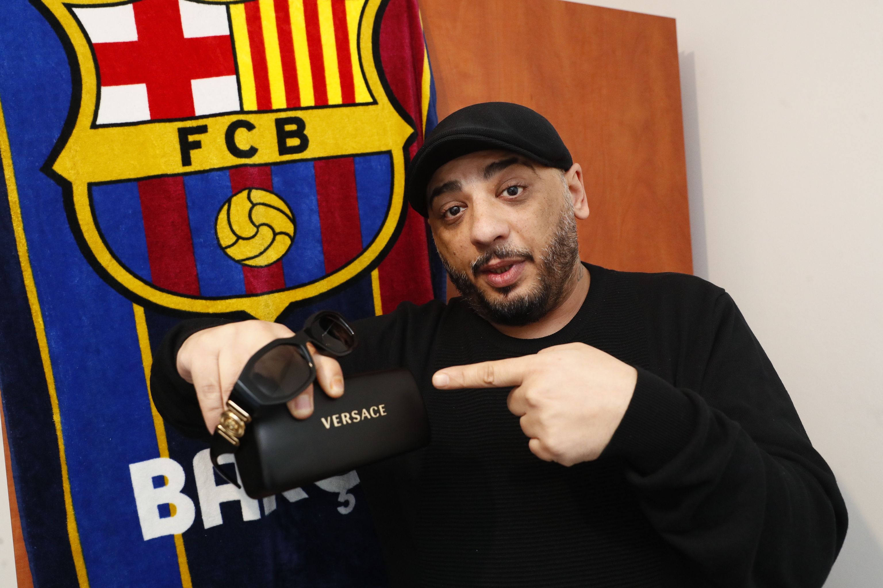 Beatre kiakadtak a rajongók: a semmiért fizettek neki? - Tajtékzanak a dühtől a Fekete Vonat sztárjának adakozói