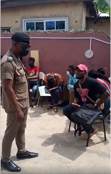 Video: Watch how the police busted some fraudsters allegedly recruiting for the Ghana Fire Service