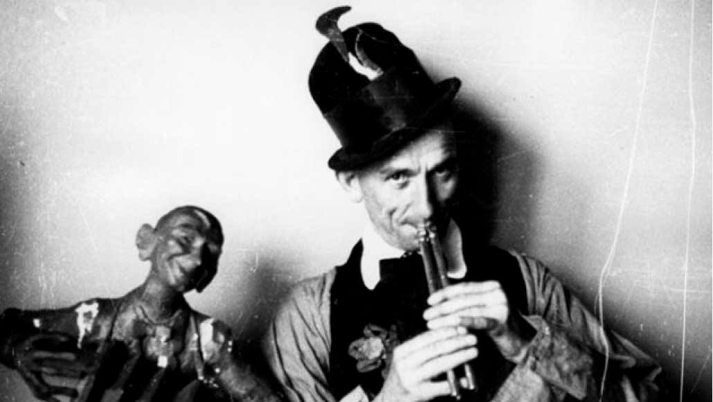 Rokona szerint szeretni való bohém volt: furulyázással fizette a kocsmai számláit Tersánszky
Józsi Jenő, aki egyszer kicselezte a halált is