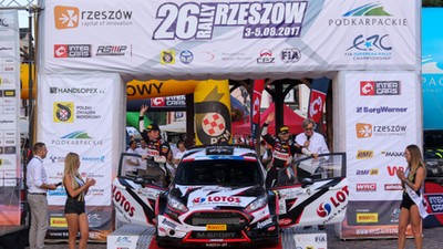 Rajd Rzeszowski 2017: Kajetanowicz i Baran liderami ME