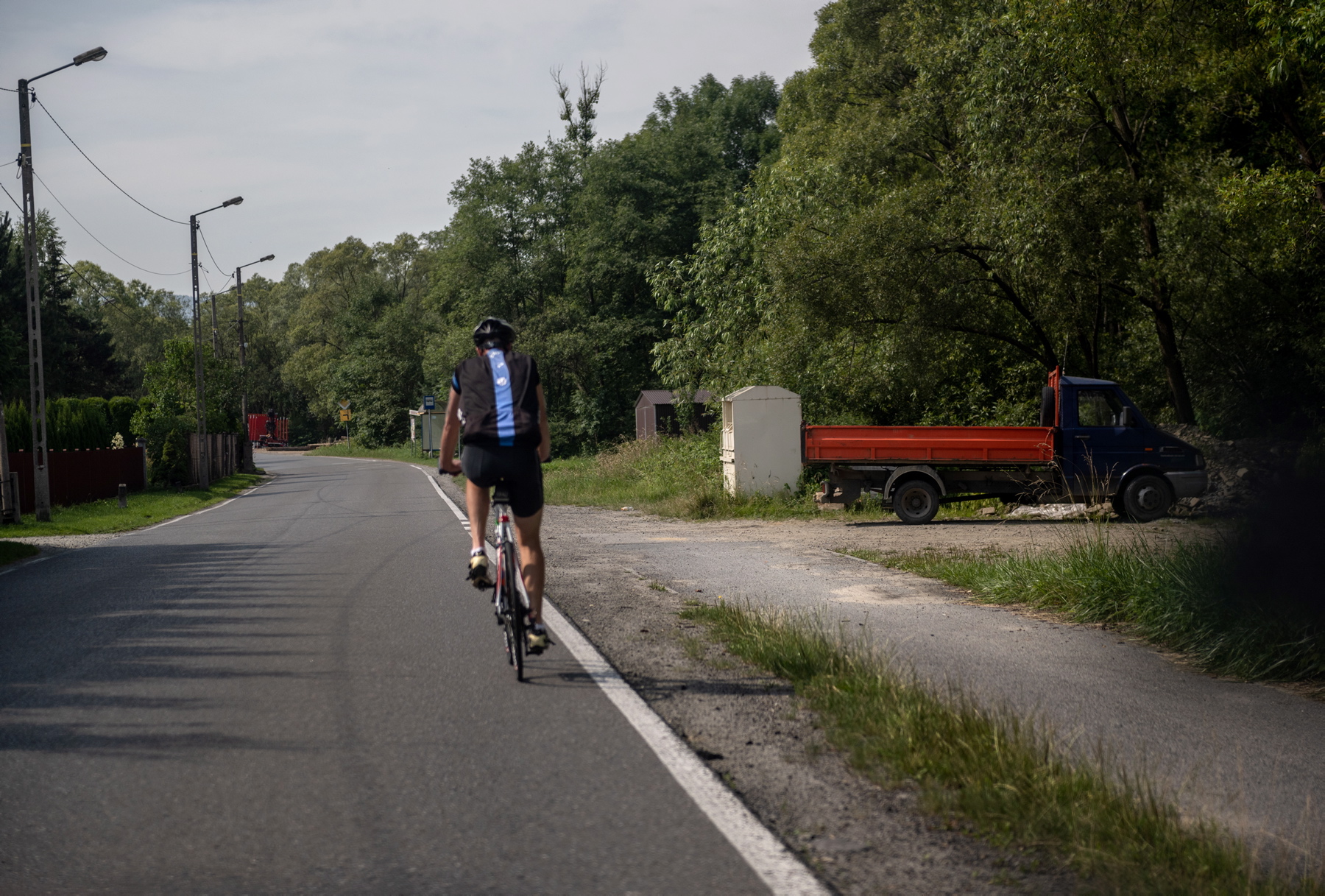 Za rządów Obajtka powstało 4,3 km ścieżek rowerowych w dwóch niepołączonych odcinkach. Rowerzyści korzystają z lokalnych dróg