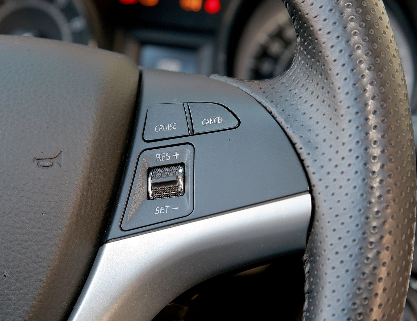 Suzuki kizashi