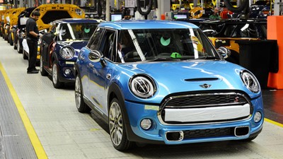BMW przygotowuje się na twardy brexit