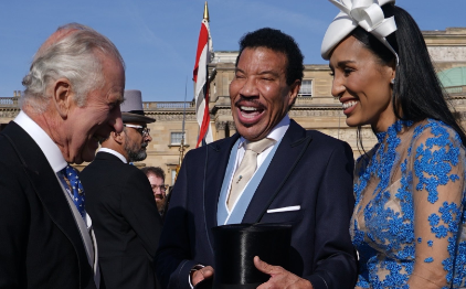 Majd kiugrik a bőréből Lionel Richie: ő is fellép a III. Károly koronázásán – fotók