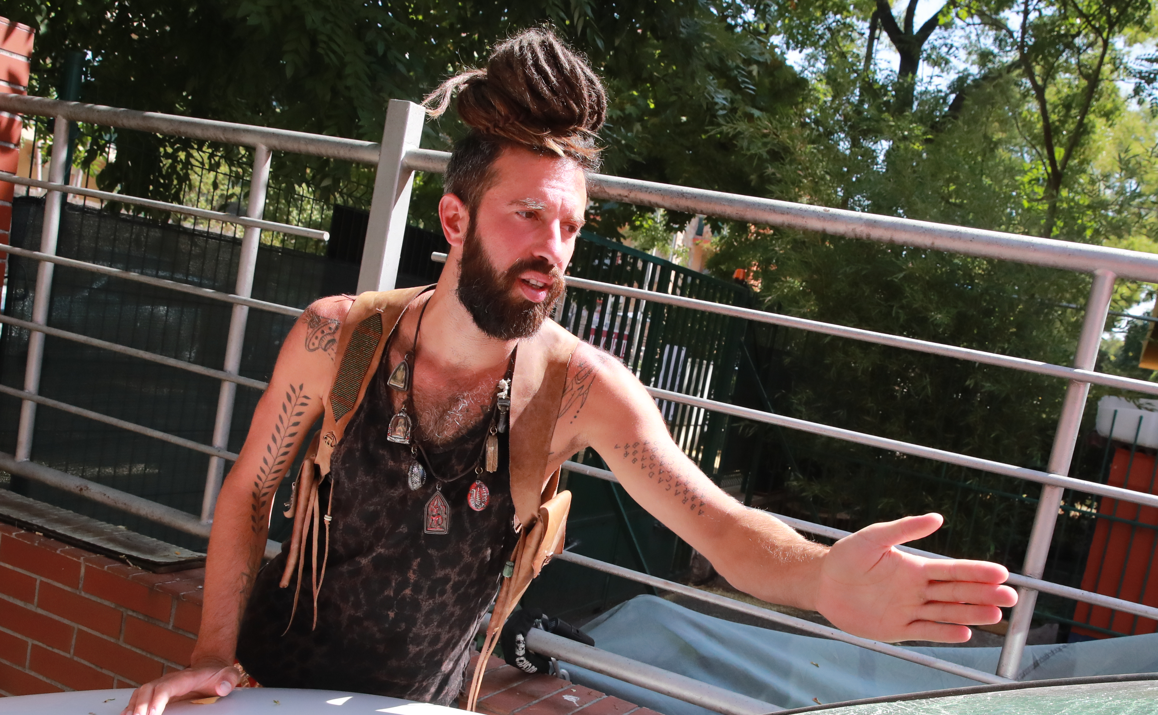 Le kellett bontani Varga Viktor házát