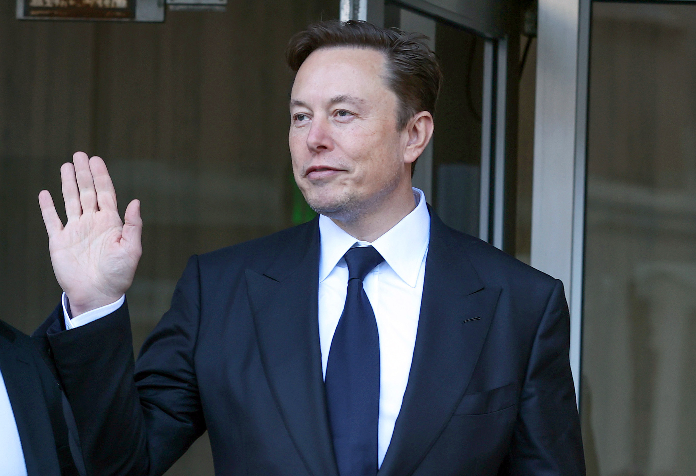 Elon Musk szerint civilizációnkra a mesterséges intelligencia jelenti a legnagyobb veszélyt