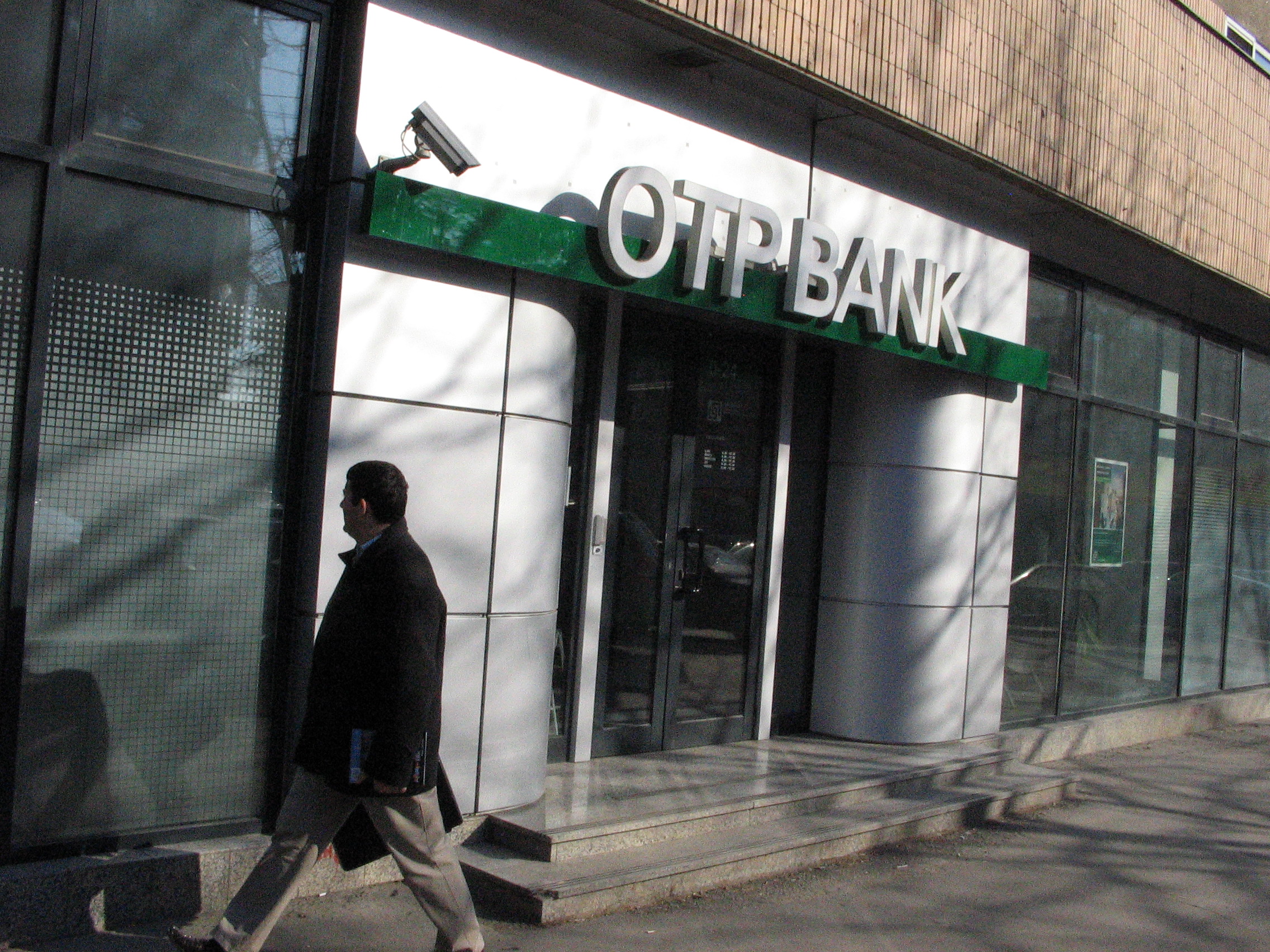 Európán kívül vesz bankot az OTP - Blikk