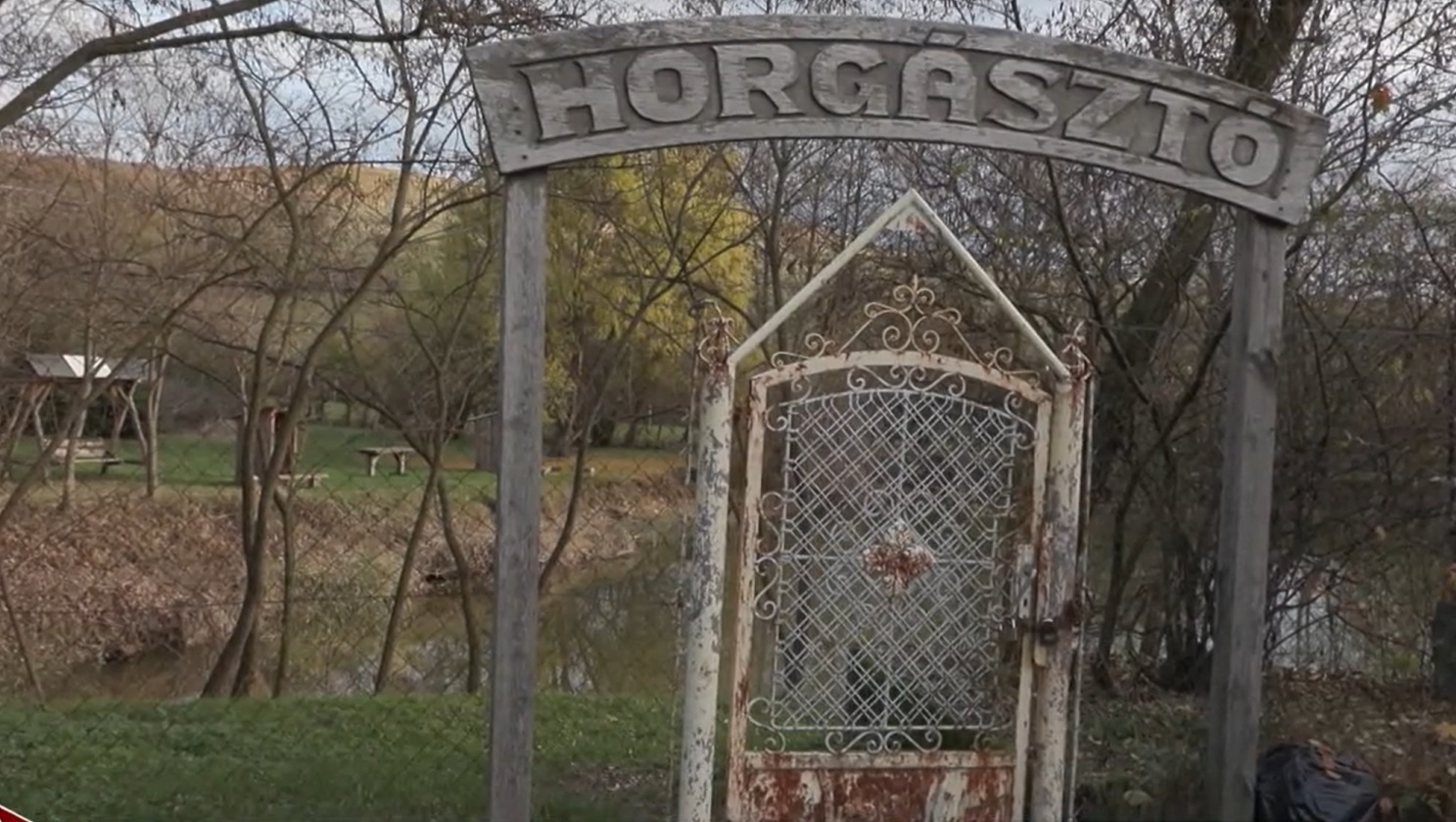 Apa-fia páros késelt meg egy férfit a tolcsvai horgászverseny után