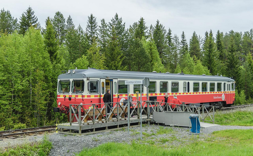 Sweden’s Inlandsbanan, a 1,288-kilometre railway line between Kristinehamn and Gällivare and traverses what is described as the continent’s last wilderness of untouched forests and lakes, was ranked as the number one most remarkable rail tour.