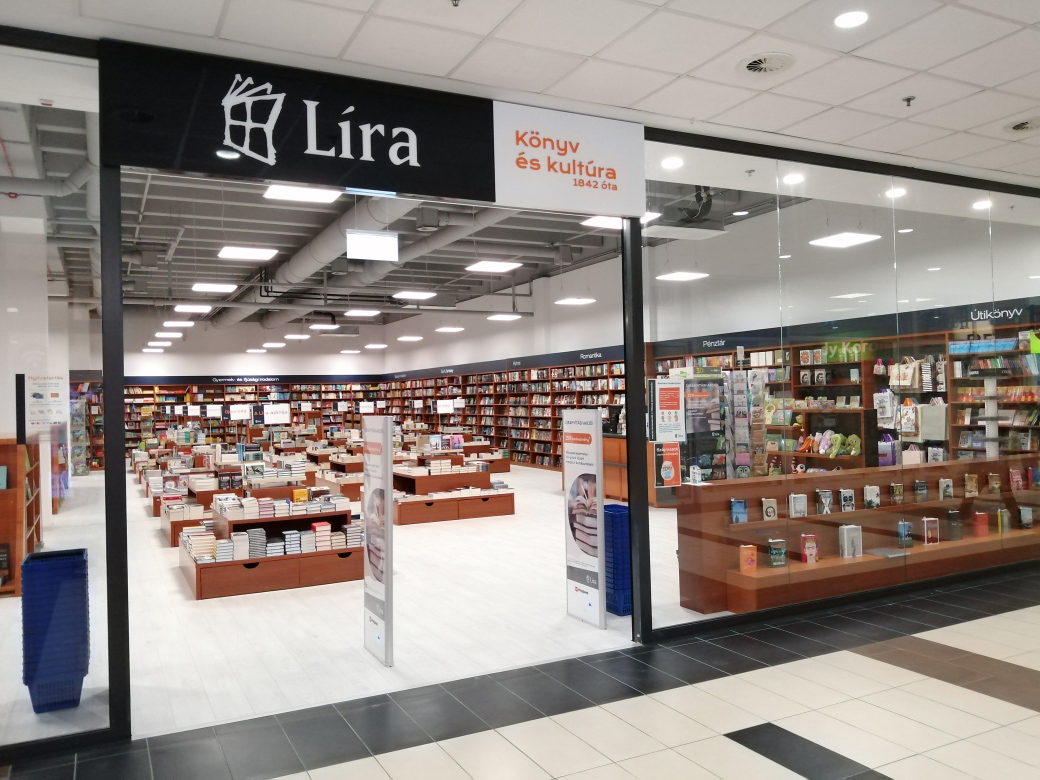 Egy vesszőhiba miatt veszítette el a 12 milliós pert a kormányhivatal a Líra ellen