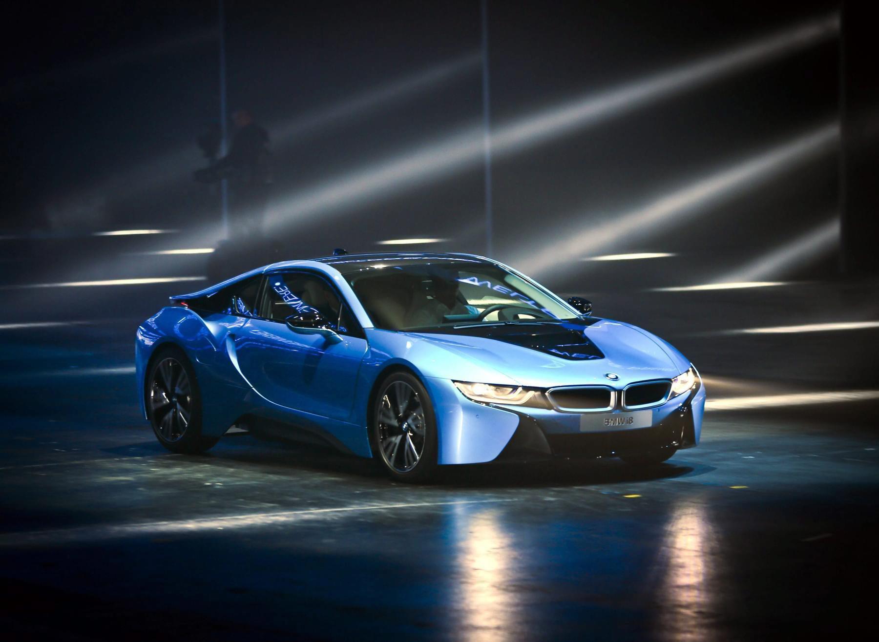 BMW i8 hybrid - sportowa hybryda z Bawarii