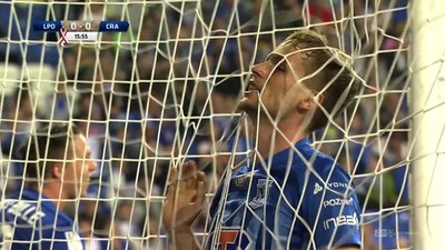 Lech - Cracovia (0:0): Kędziora mógł się zrehabilitować za zeszły tydzień. Obrońca marnuje dobrą okazję