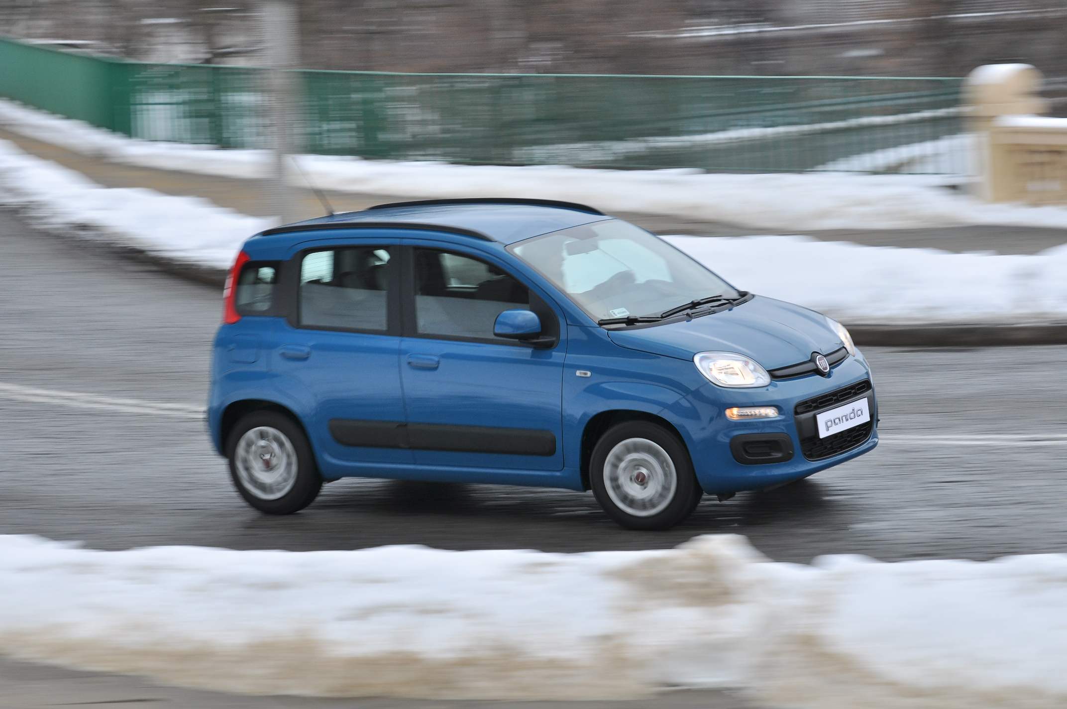 Najtańsza, czteroosobowa wersja fresh kosztuje od 32 990 zł - takie auto napędza benzynowy silnik 1.2/69 KM