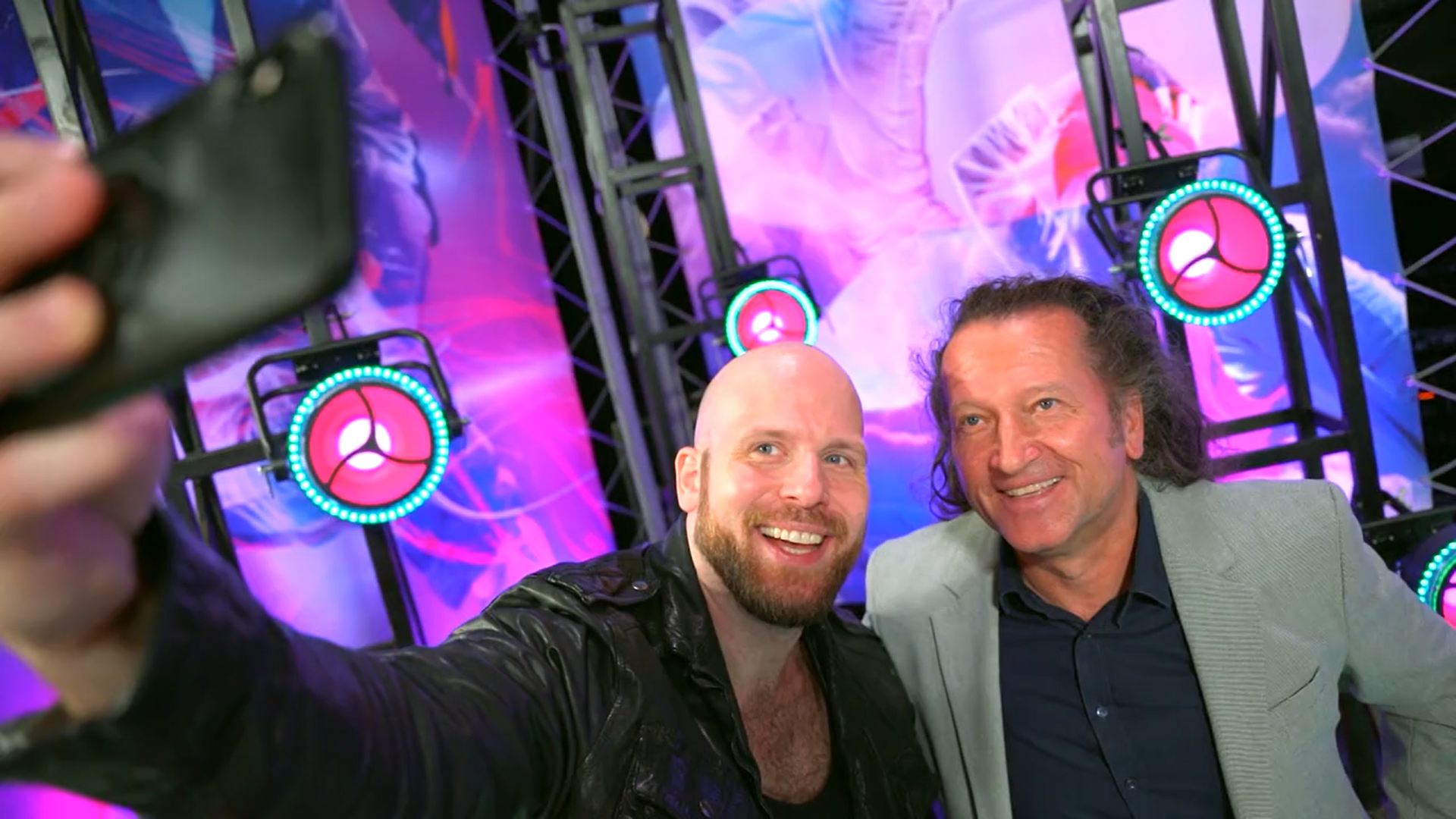 Szentmártoni Norman a barátai előtt is titkolta, hogy ki az édesapja