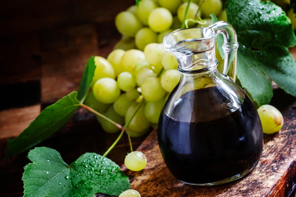 Ocet balsamiczny - smakowite sposoby na piękne włosy