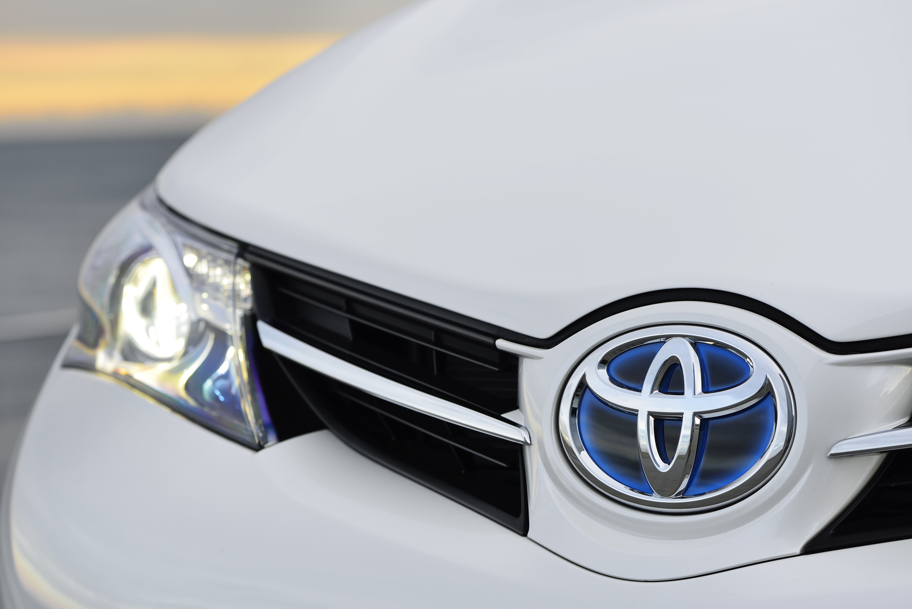 Toyota - 4. miejsce w klasyfikacji producentów w raporcie ADAC