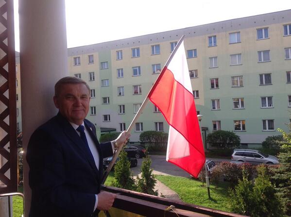 Łącznie zarobił 264,8 tys. zł. Z tego pensja z ratusza wyniosła 158 tys. zł, a wynagrodzenie z Uniwersytetu w Białymstoku - 106,9 tys. .zł.