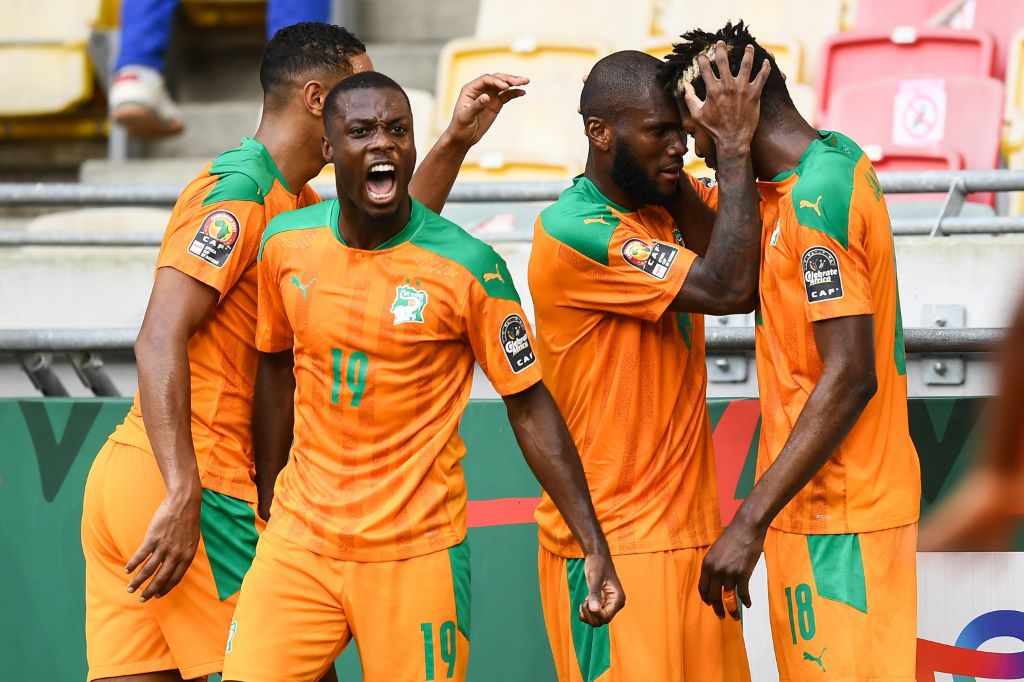 Ivory Coast send reigning champions Algeria crashing out of Cup of Nations