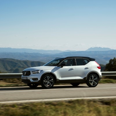 Volvo XC40 - nieduże tylko z zewnątrz