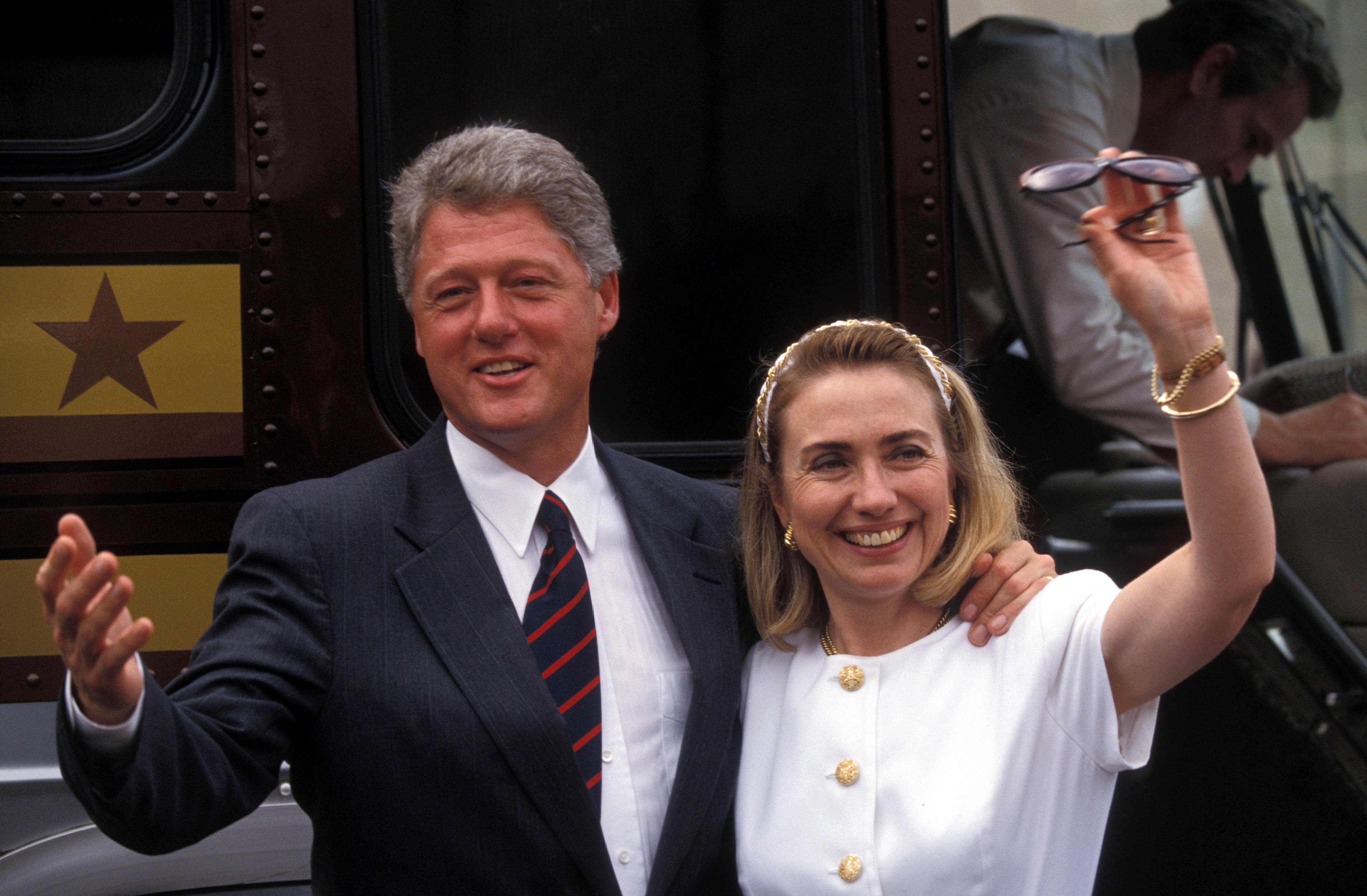 Megfiatalodott és lefogyott Bill Clinton felesége, Hillary, aki ma sem  törődik a megcsalással - kiskegyed.hu