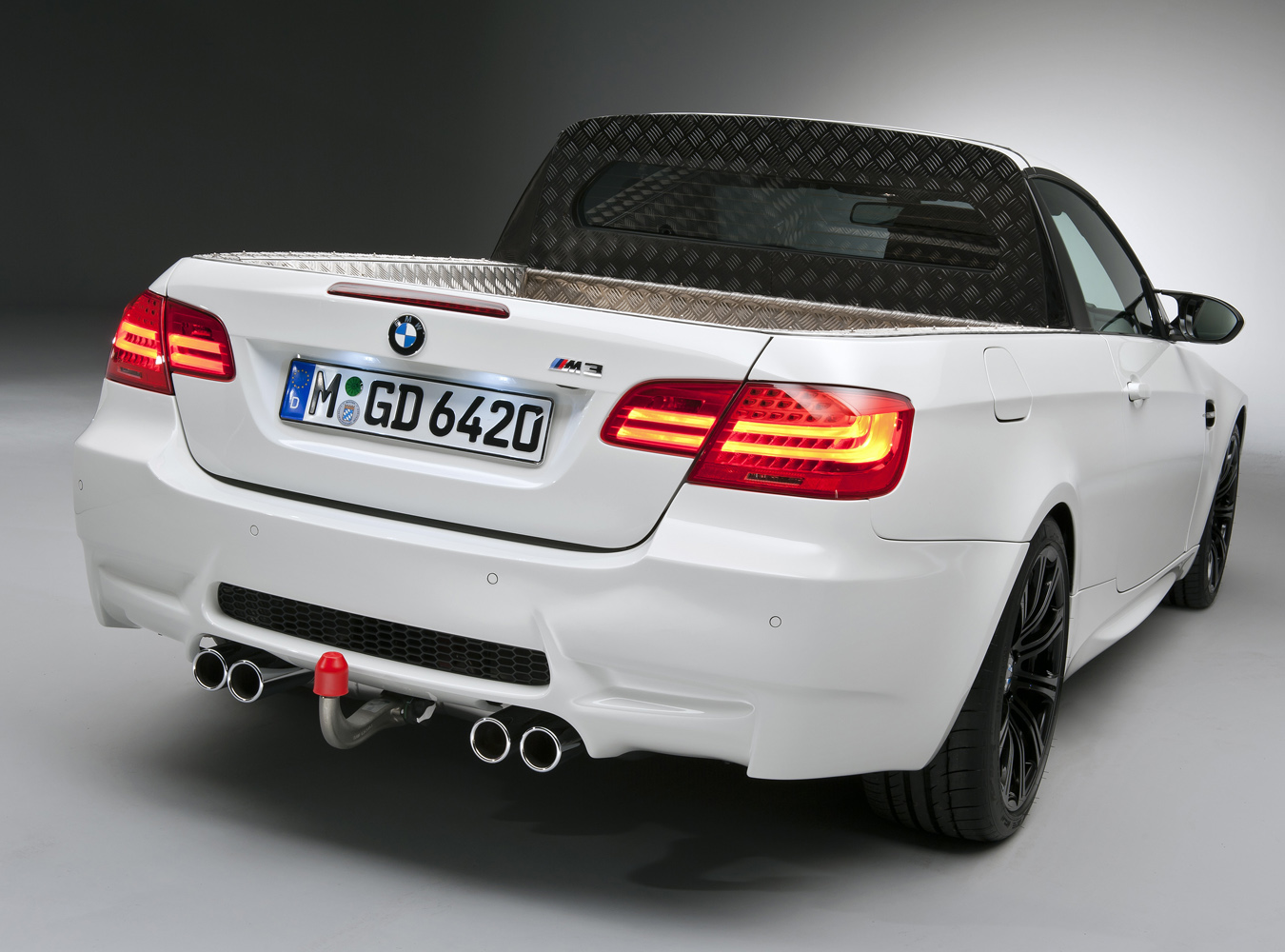 Pierwszy na świecie pickup o sportowych osiągach został stworzony w najściślejszej tajemnicy w centrum rozwoju BMW M GmbH