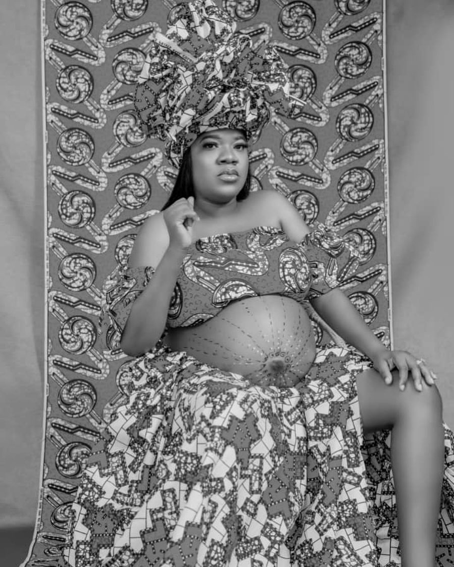 The first photo of Toyin Abraham and her newborn baby has made its way to the Internet [Instagram/NkechiSunday]